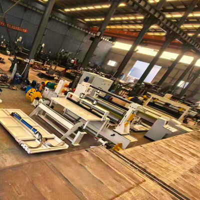 Καλή τιμή 4000x1500x1800 χιλιοστών Μηχανή σχίσματος σπείρας χάλυβα με αυτόματη υδραυλική τροφοδοσία για 15-25 τόνους εύρος βάρους σπείρας σε απευθείας σύνδεση