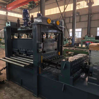 Buen precio Máquina de corte de bobina con número ajustable de cuchillos de corte y fuente de alimentación de 380V 50Hz de 3 fases con palas de carburo de tungsteno en línea